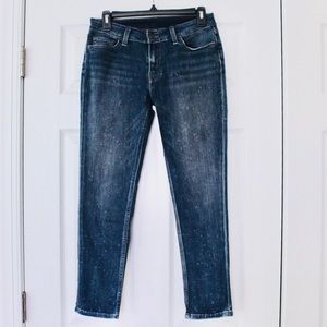 Levi’s | woman’s skinny jeans stonewashed